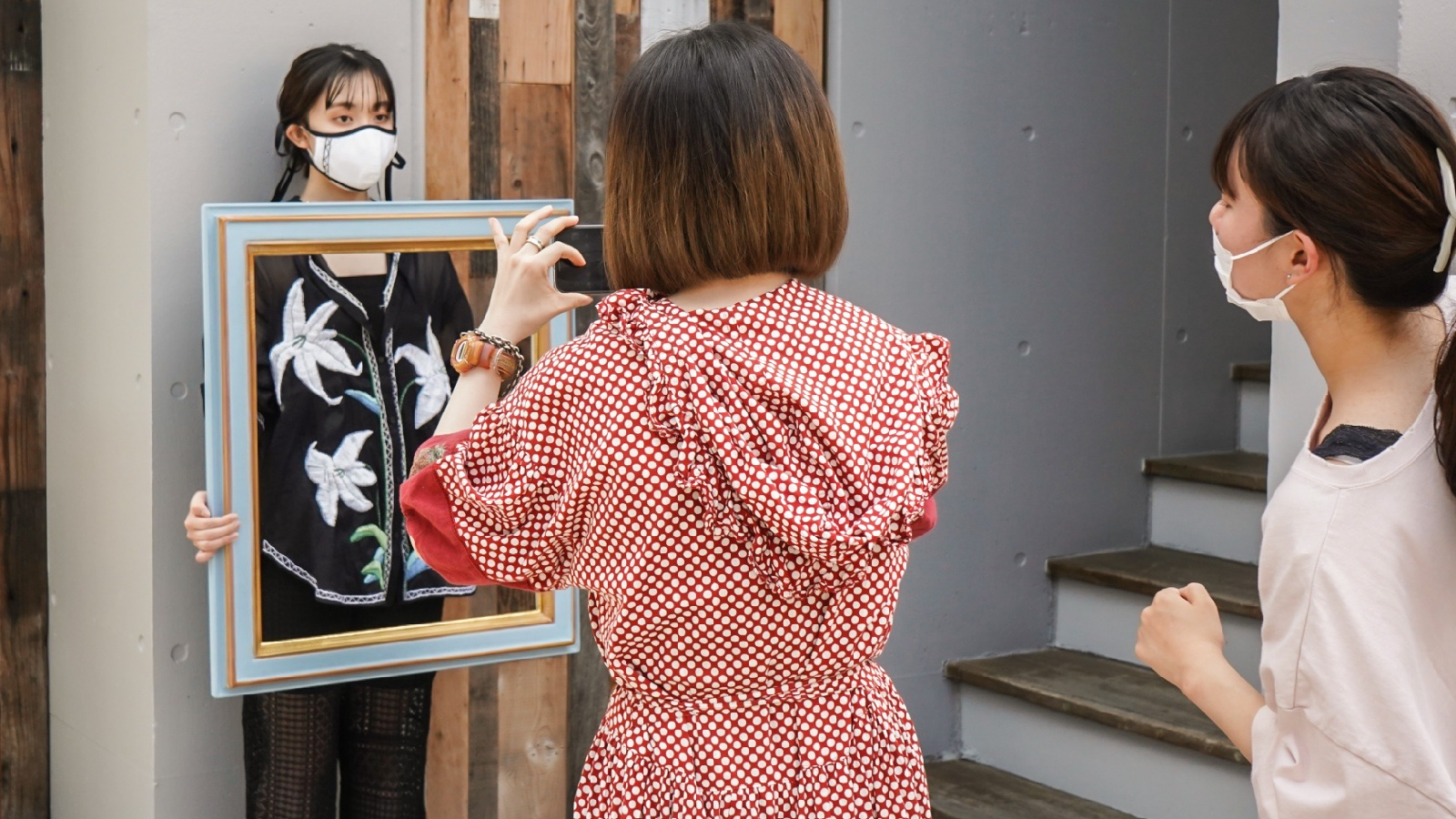 ファッションビジネス科2年生「スタイリストワーク」の授業で撮影を行いました！