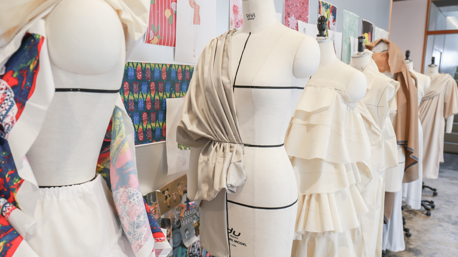 コレクションブランド「divka」特別講義が行われました！