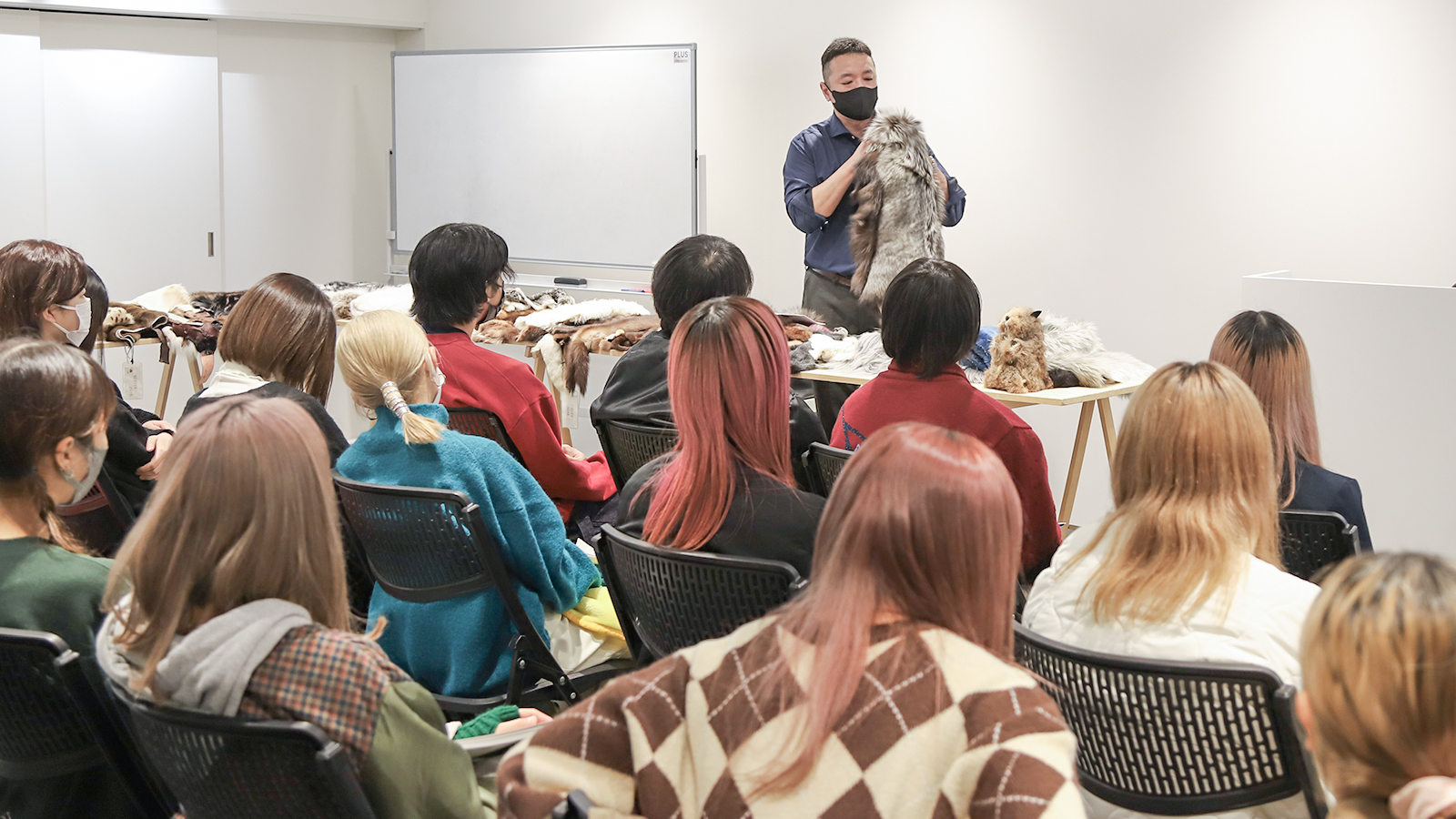 毛皮講習が開催されました！！