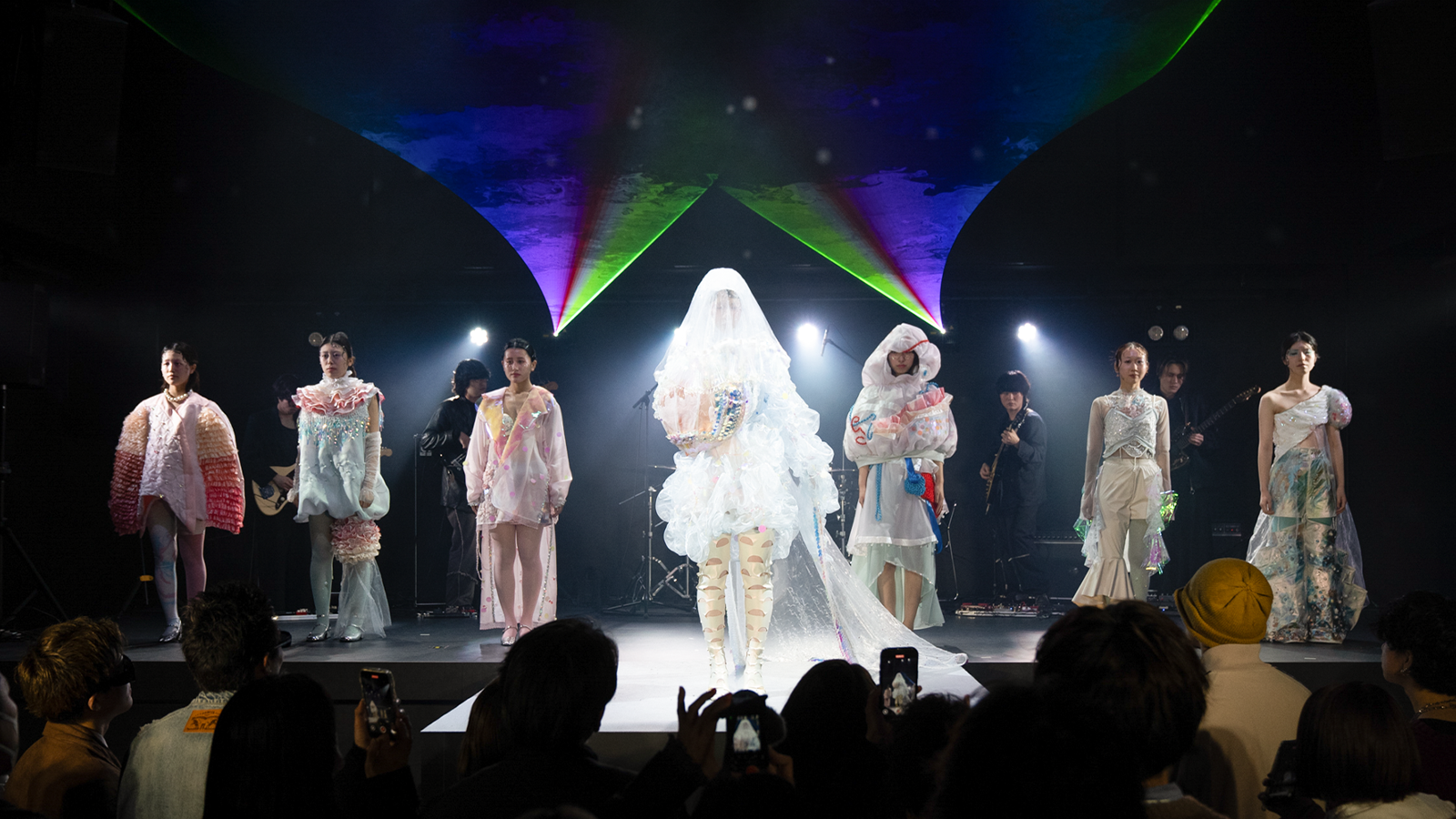 ファッションショーが開催されました！