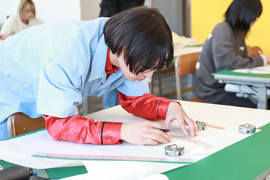 金沢文化服装学院BFR2024