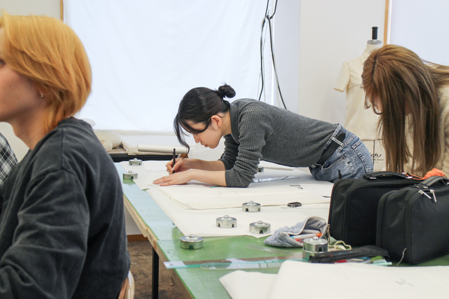 金沢文化服装学院BFR2026